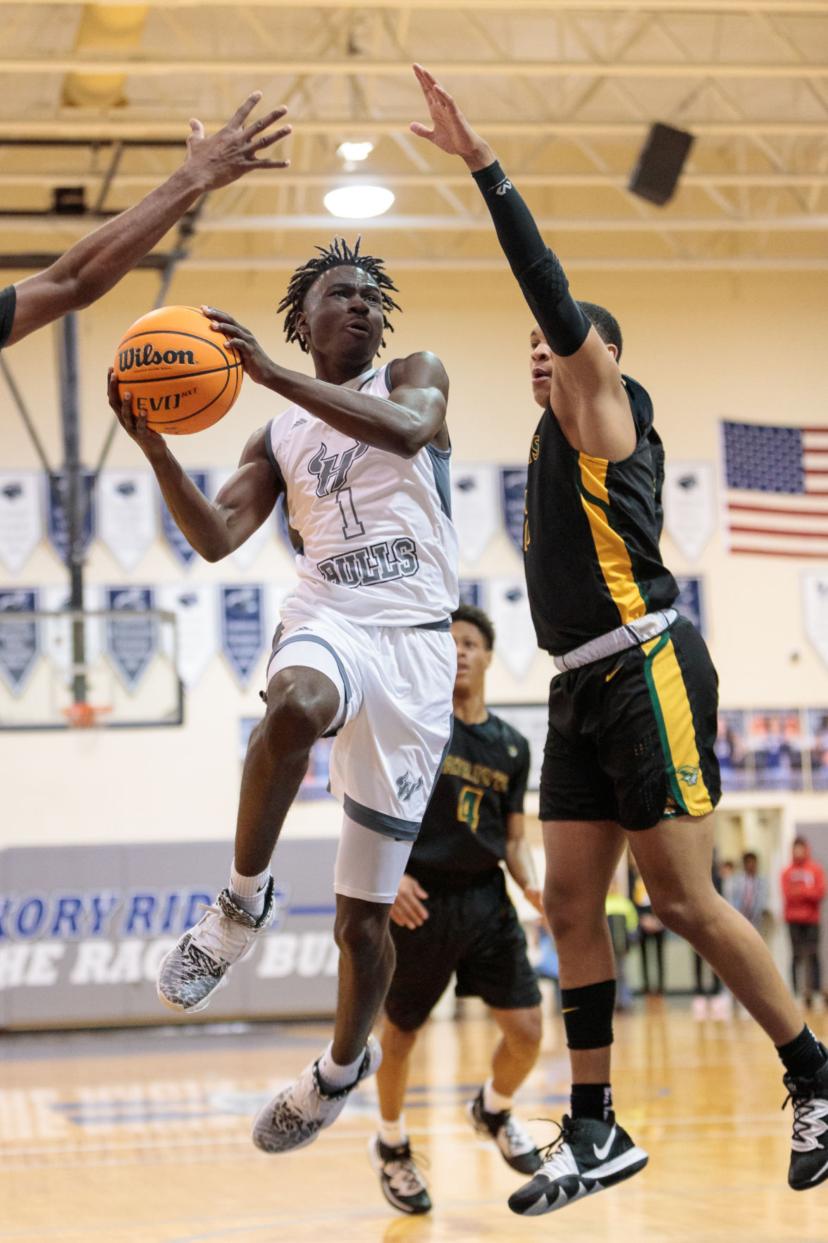 The Hickory Ridge Ragin' Bulls Host the Independence Patriots in a Southwestern Class 4A matchup.